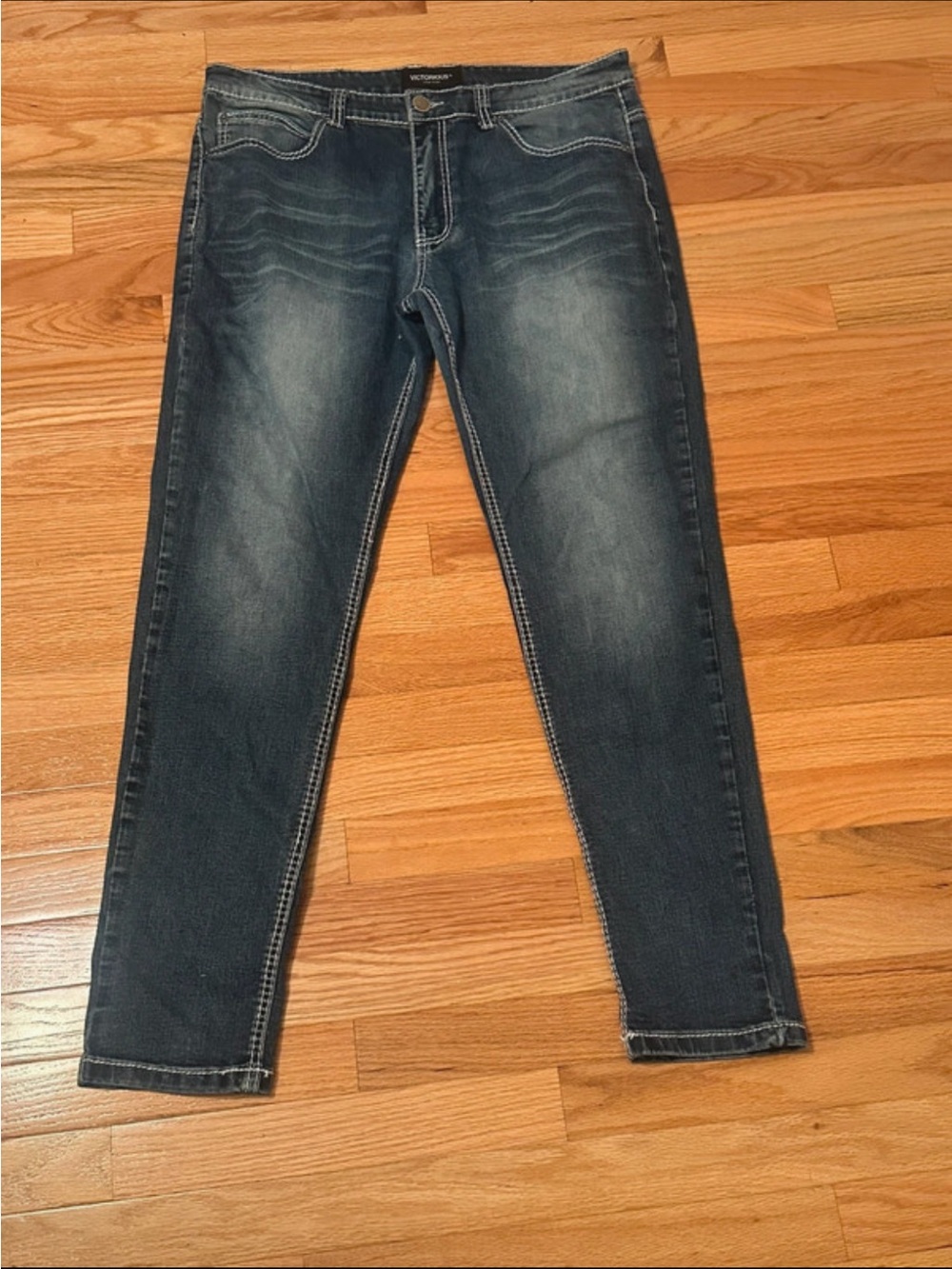 Slim Straight Men's Jeans in Dark Blue Wash by victorious